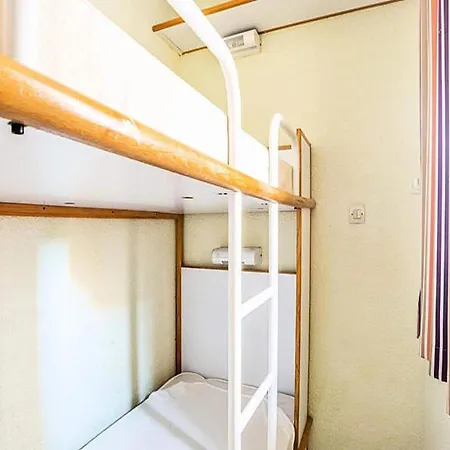 Apartment Comfort 1 Bedroom 5 People